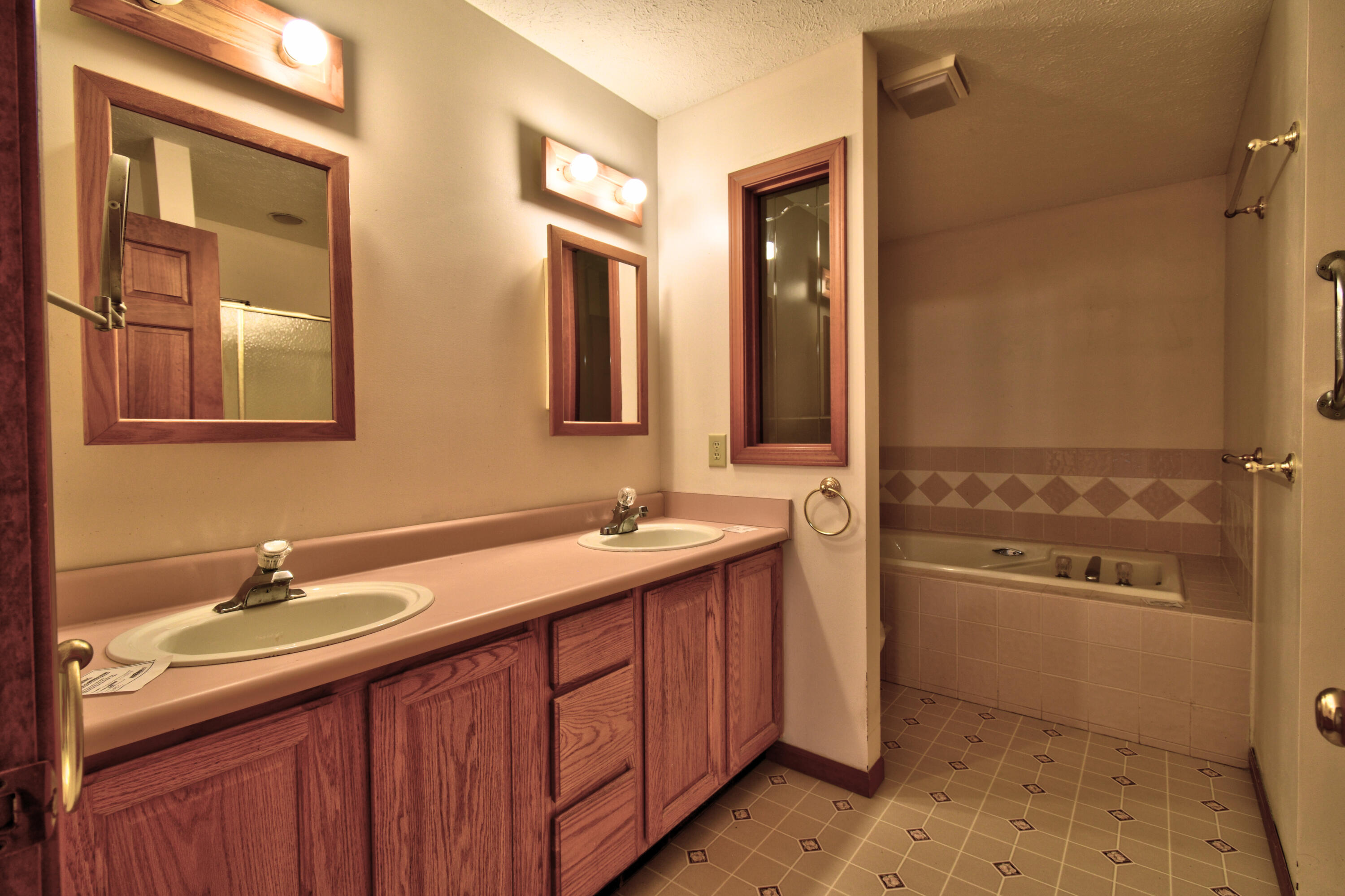 7585 Tree Top Lane Pigeon, MI 48755 - Photo 40 of 105 ba 1 6