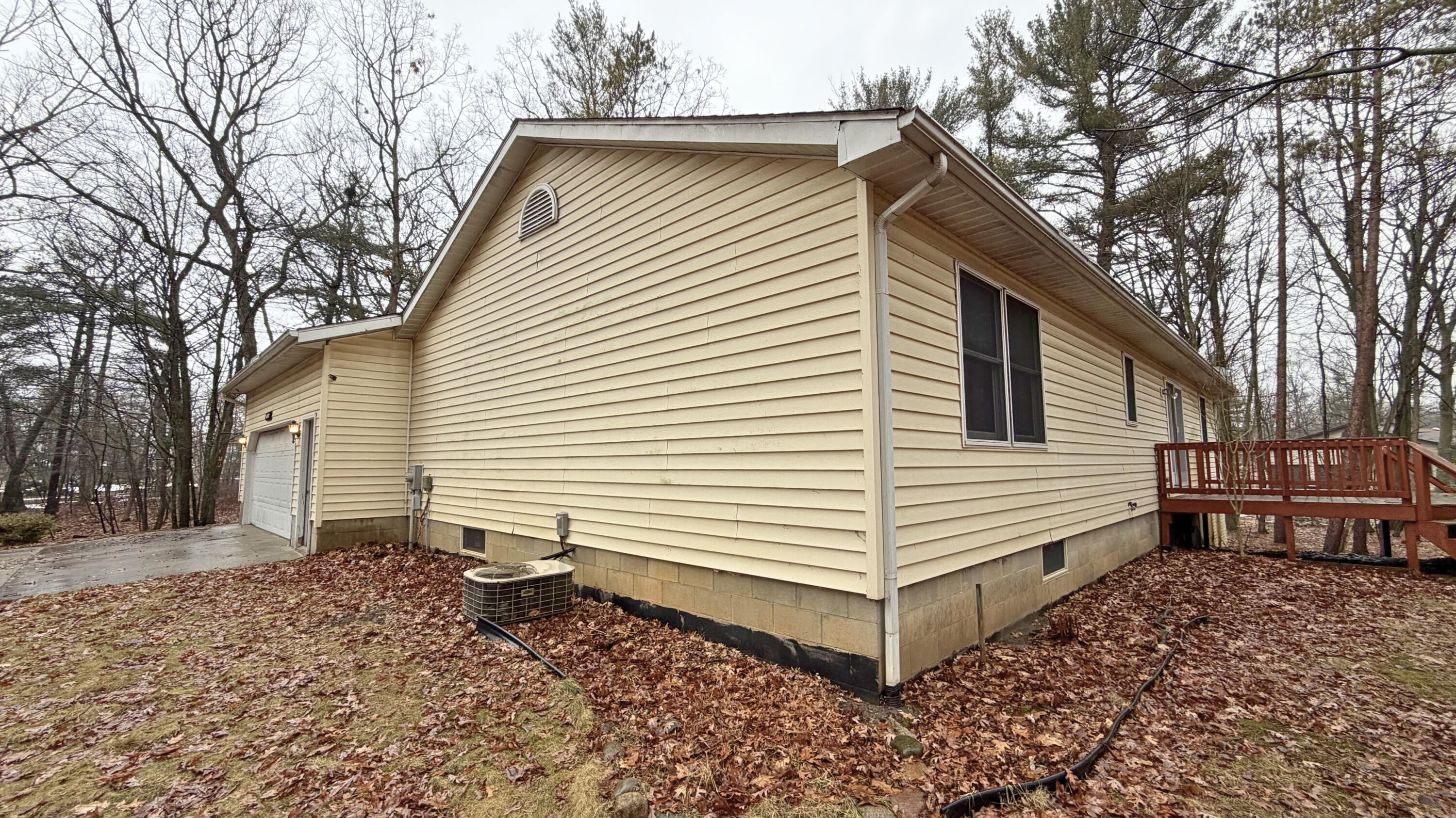 7585 Tree Top Lane Pigeon, MI 48755 - Photo 90 of 105 ext 5