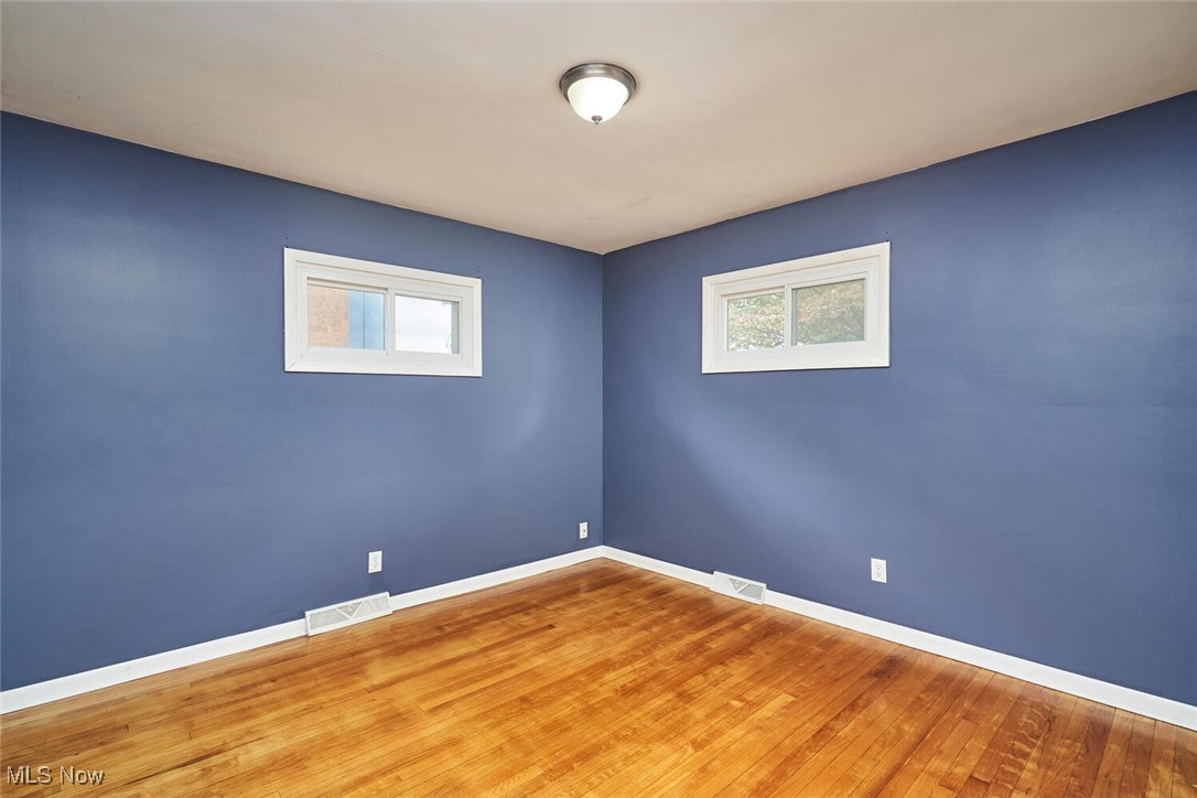 1675 Brittain Road Akron, OH 44310 - Photo 10 of 16