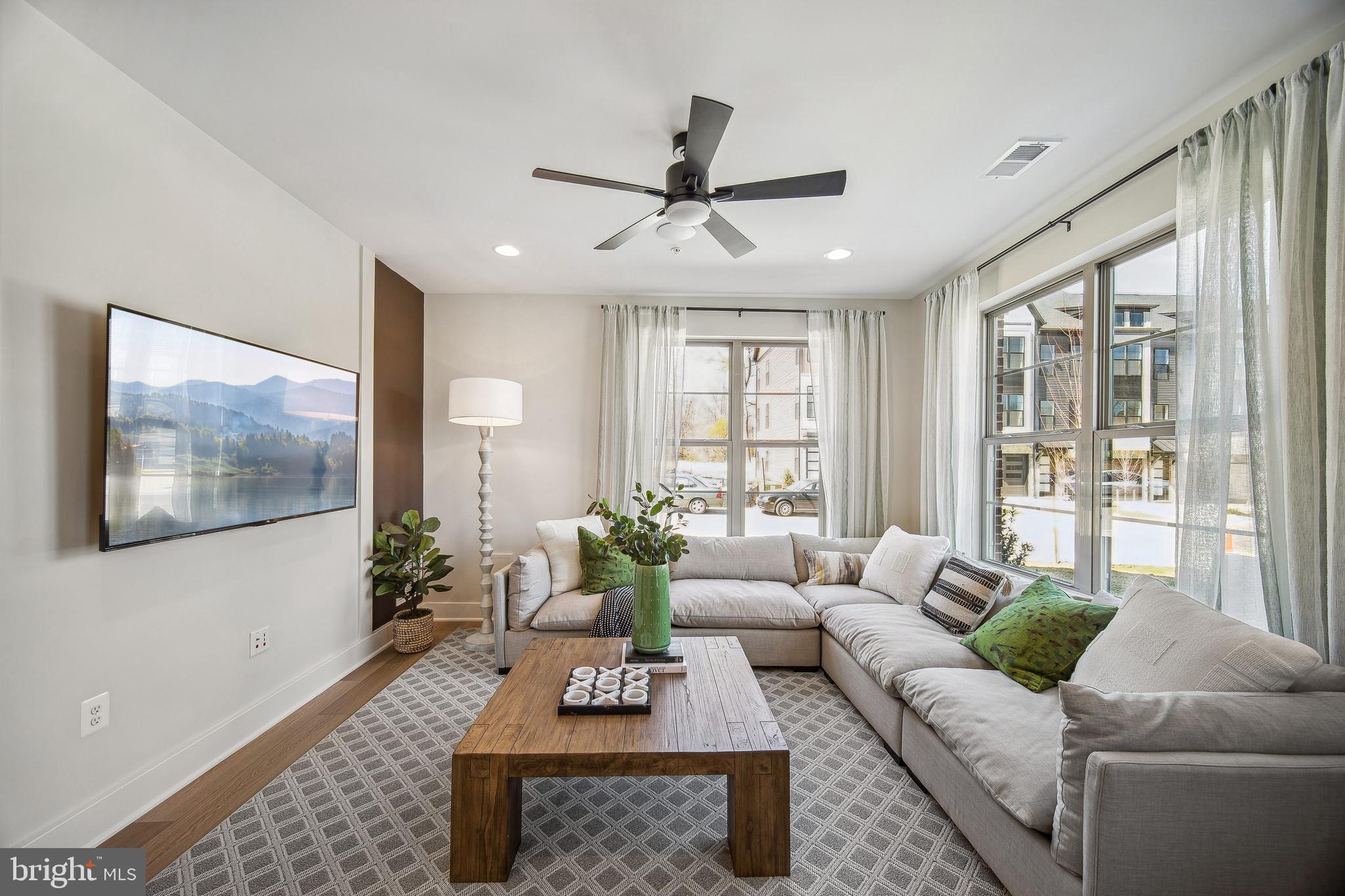 3304 Streamlet Lane Laurel, MD 20724 - Photo 5 of 37