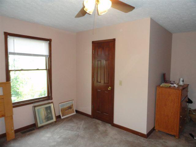 3349 East Randy Lane Salem, IN 47167 - Photo 3 of 9 Gallery Image 3