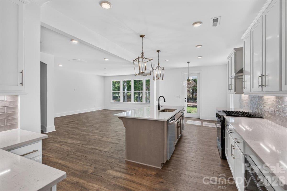 4927 Potter Road Matthews, NC 28104 - Photo 13 of 48 Gallery Image 13