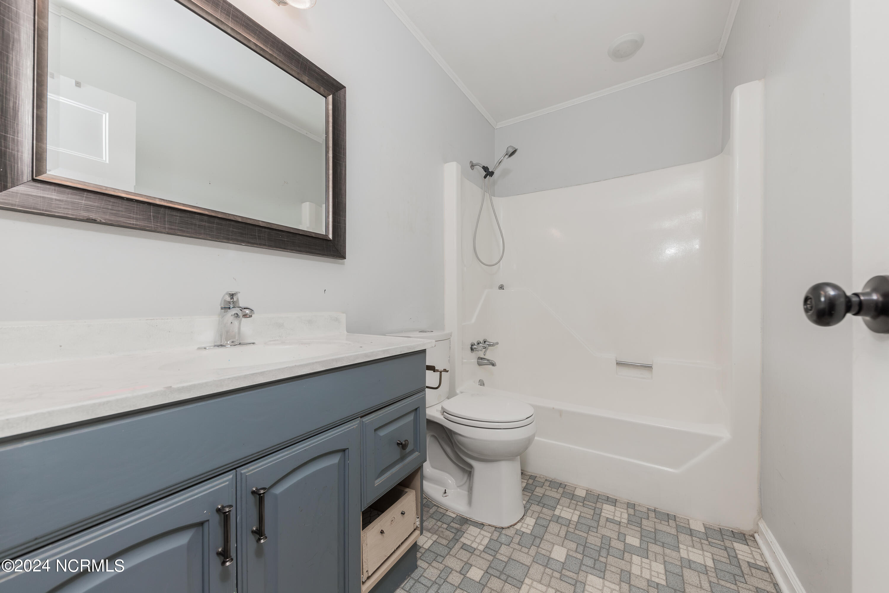 701 Shadowridge Road Jacksonville, NC 28546 - Photo 21 of 22 39FULLBATH