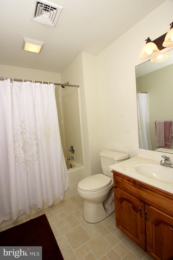 741 Heather Ridge Manheim, PA 17545 - Photo 17 of 27