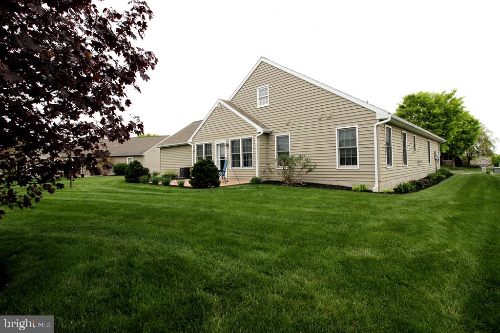 741 Heather Ridge Manheim, PA 17545 - Photo 7 of 27