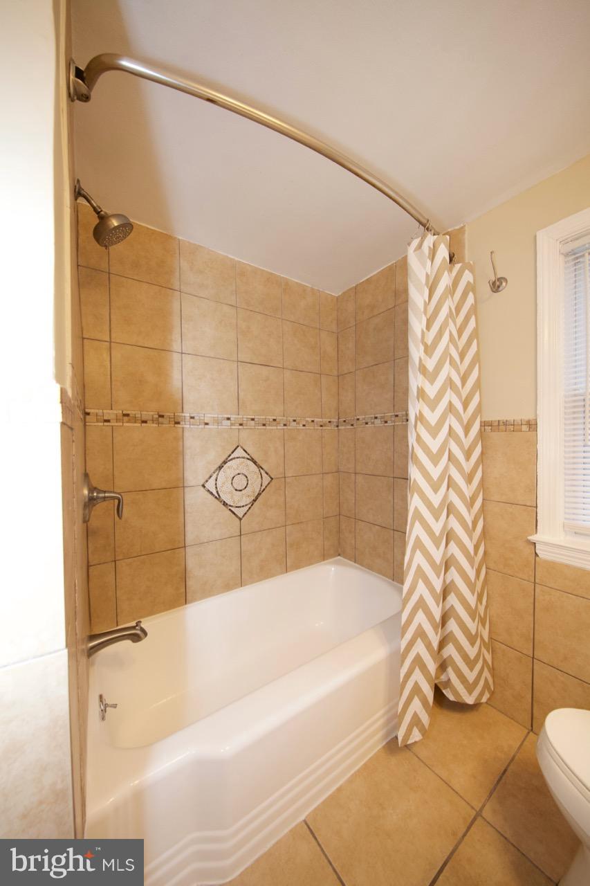 6217 Leith Walk Baltimore, MD 21239 - Photo 15 of 30 Bath