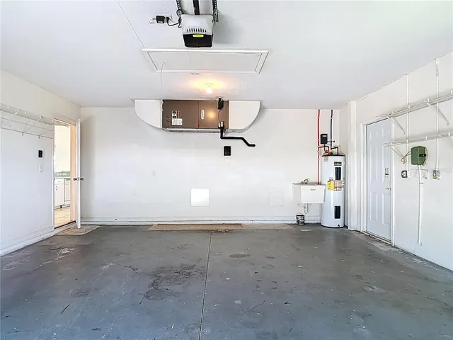 a view of a house with a big yard