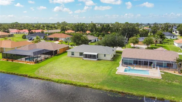 $349,500 | 104 Mark Twain Lane, Rotonda West, FL 33947
