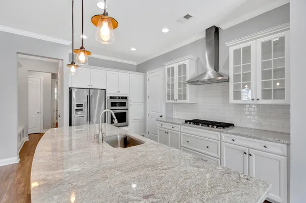 $1,000,000 | 3663 Spindrift Drive, Mount Pleasant, SC 29466