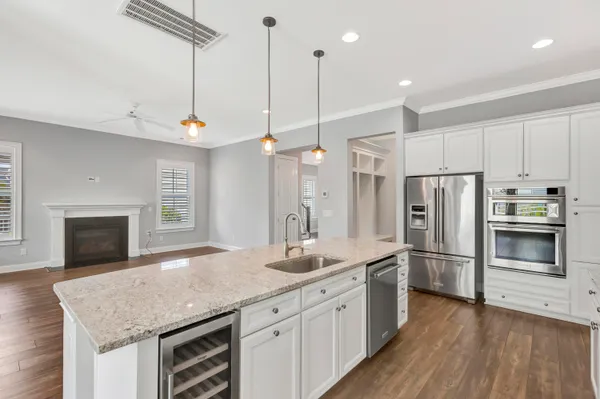 $1,000,000 | 3663 Spindrift Drive, Mount Pleasant, SC 29466