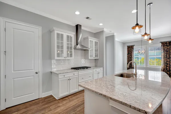 $1,000,000 | 3663 Spindrift Drive, Mount Pleasant, SC 29466