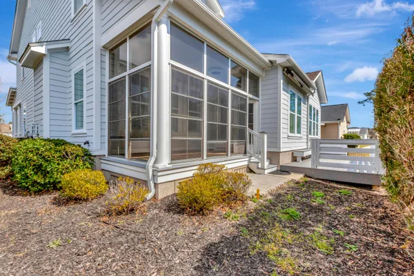 $1,000,000 | 3663 Spindrift Drive, Mount Pleasant, SC 29466