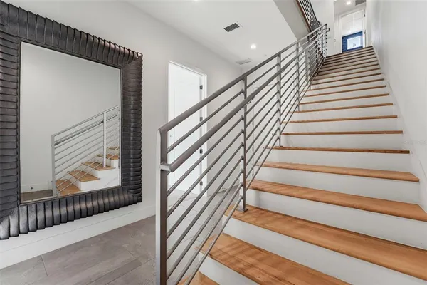 $1,495,000 | 620 Rawls Avenue, Sarasota, FL 34236