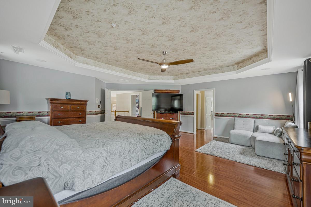 1117 Horizon View Place Accokeek, MD 20607 - Photo 37 of 59 Spacious bedroom with elegant design.