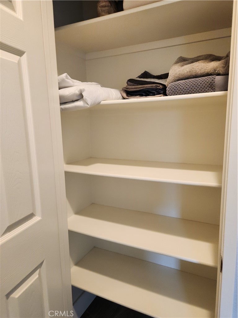 4540 Springleaf Lane Riverside, CA 92505 - Photo 18 of 32 a close view of closet