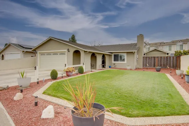 $659,000 | 1035 C Street, Hollister, CA 95023