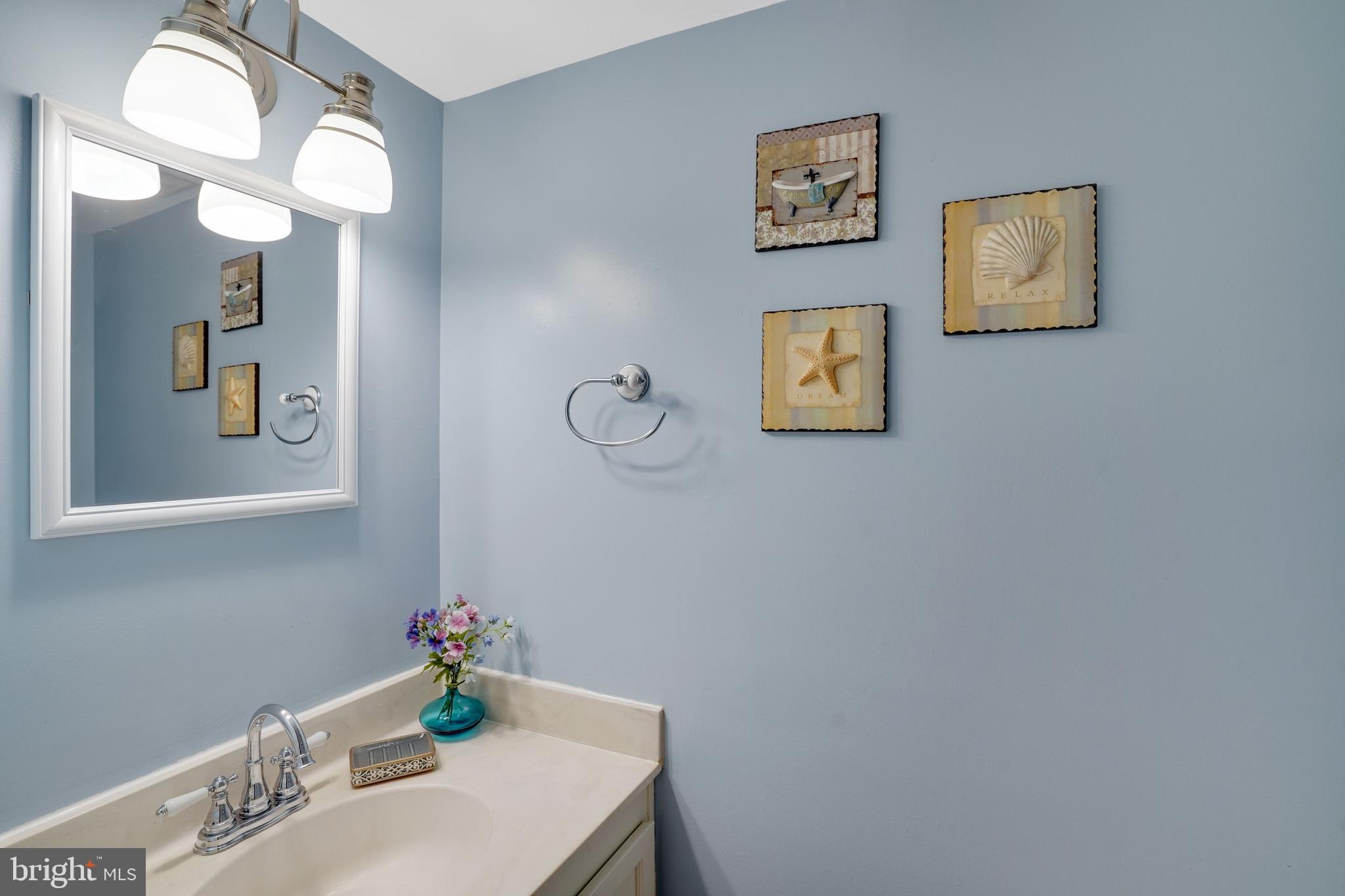 14801 Basingstoke Loop Centreville, VA 20120 - Photo 15 of 31