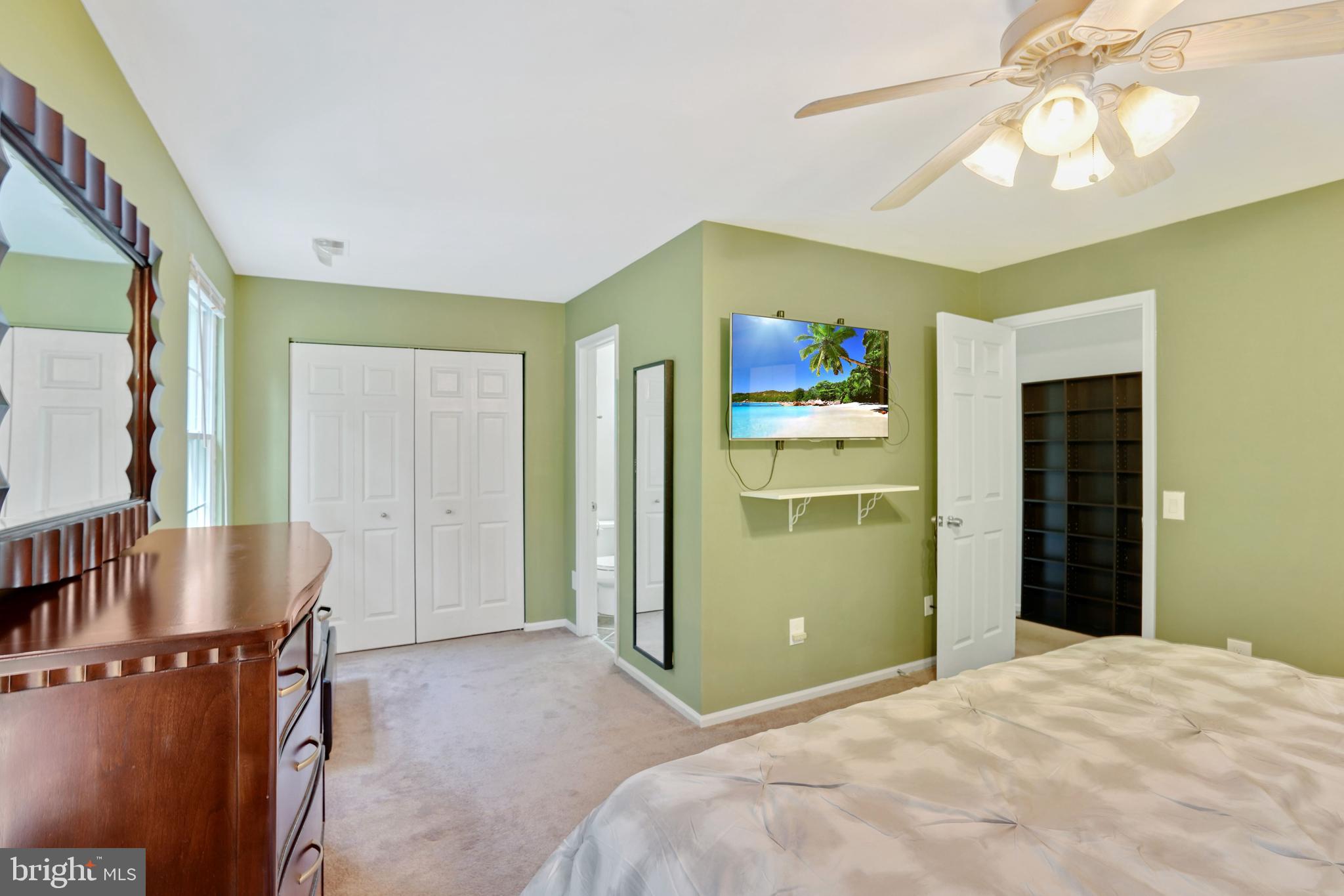 14801 Basingstoke Loop Centreville, VA 20120 - Photo 25 of 31