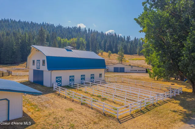 $1,325,000 | 17778 East Canary Creek Road, Cataldo, ID 83810