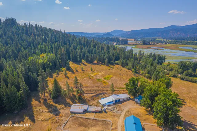 $1,325,000 | 17778 East Canary Creek Road, Cataldo, ID 83810