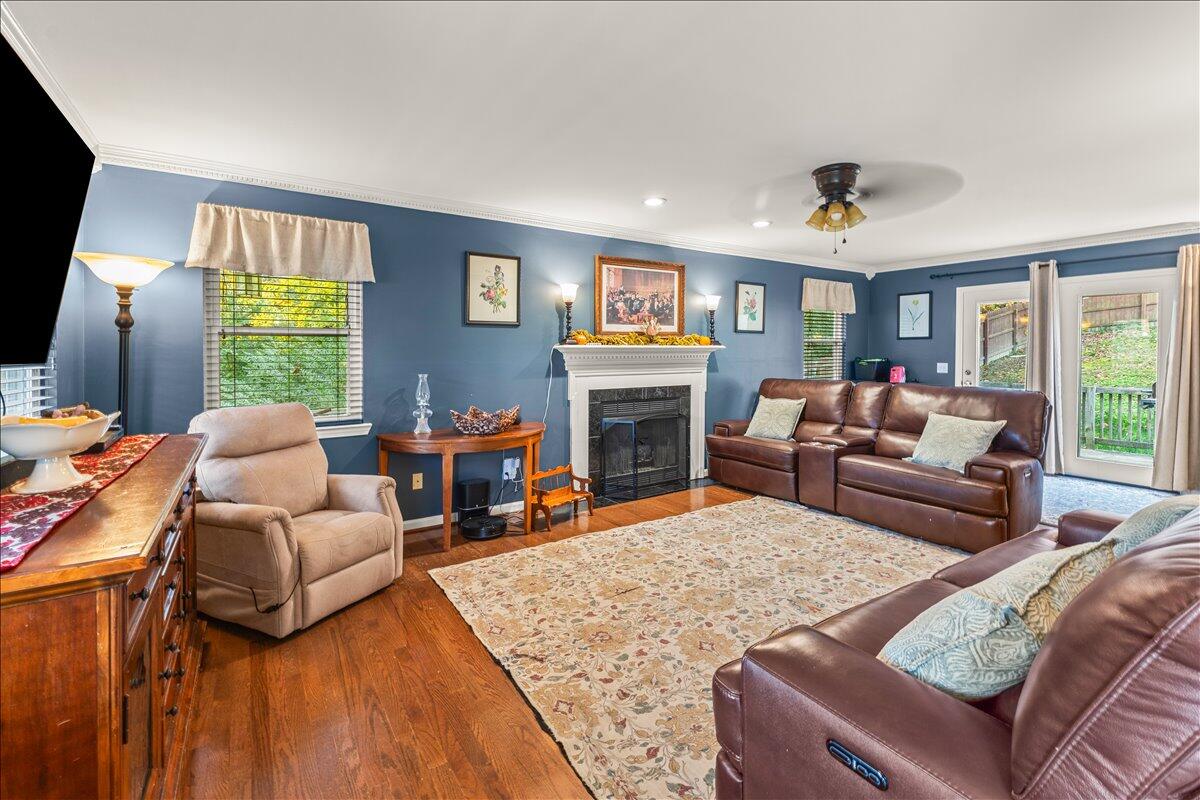 43 Spring Lane Ringgold, GA 30736 - Photo 8 of 37 28-IMG_4835