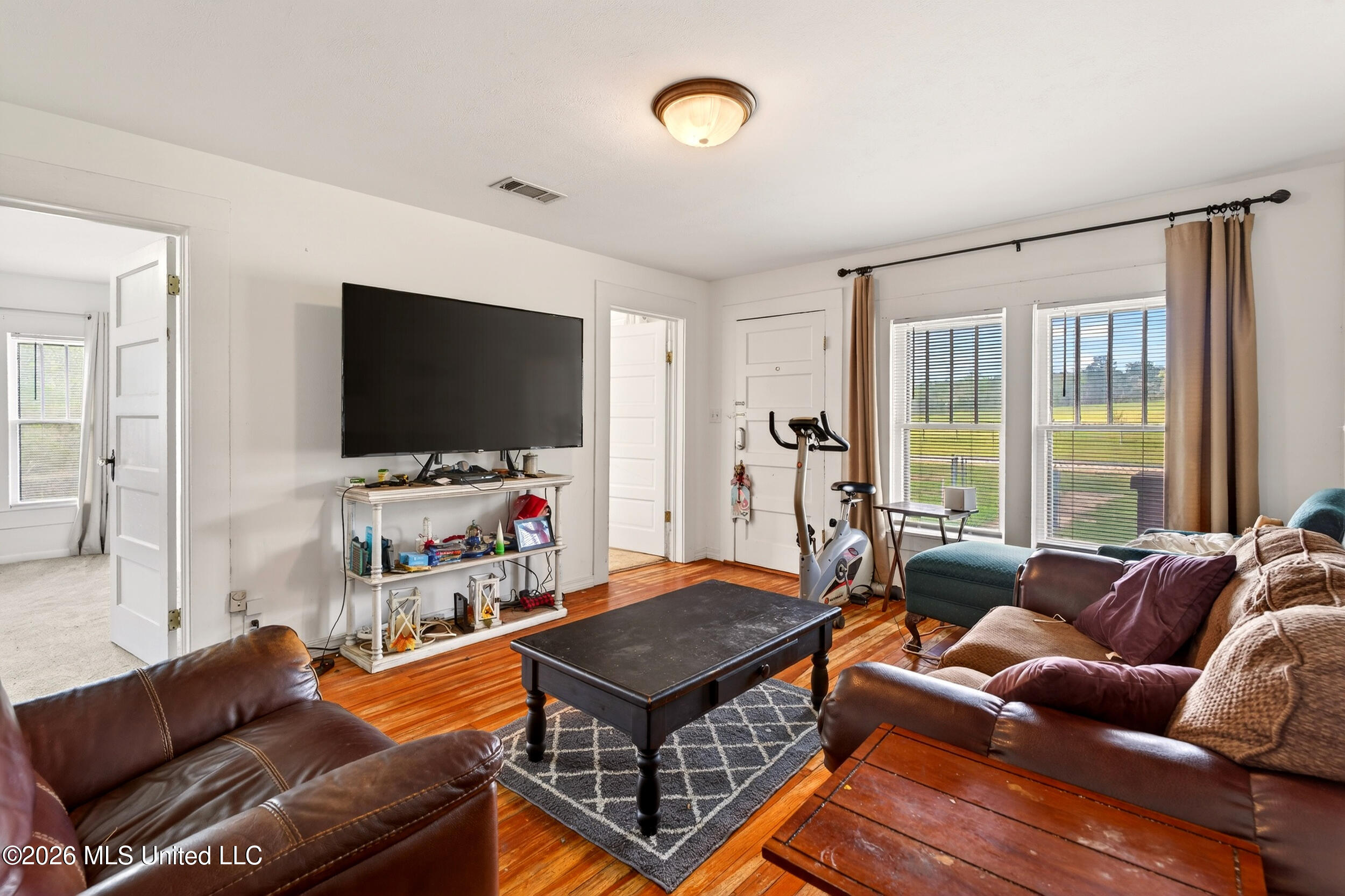 554 Homer Ladner Road Poplarville, MS 39470 - Photo 13 of 68 13_livingroom 3