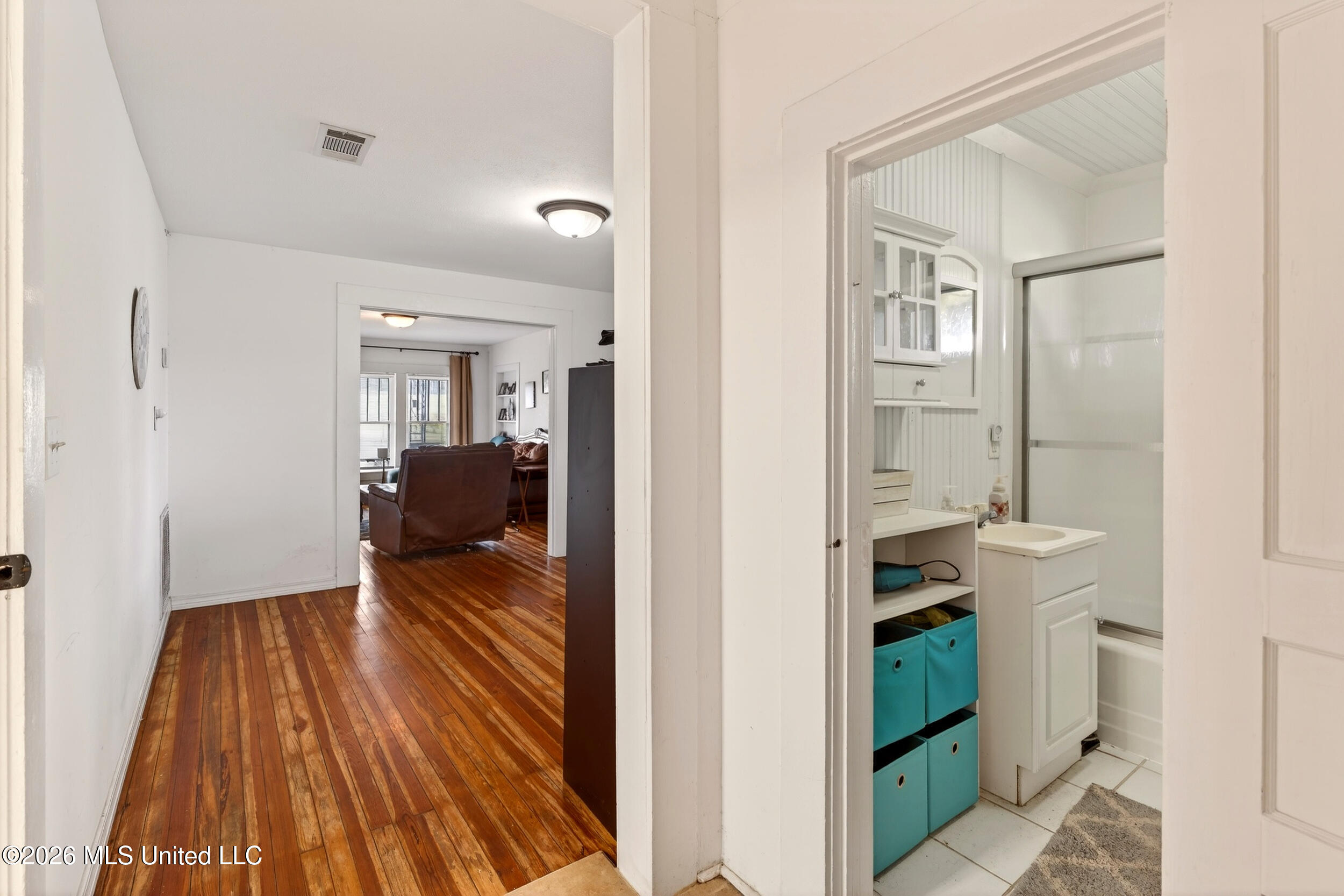 554 Homer Ladner Road Poplarville, MS 39470 - Photo 24 of 68 24_hallway 1