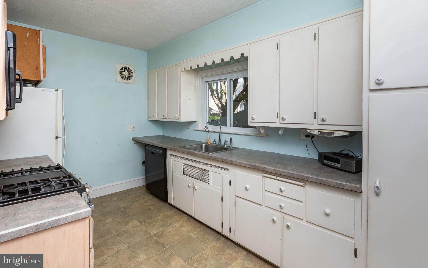 234 Sagamore Road Havertown, PA 19083 - Photo 15 of 35
