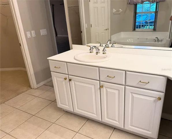 $2,400 | 417 Lake Butler Drive, Kissimmee, FL 34759