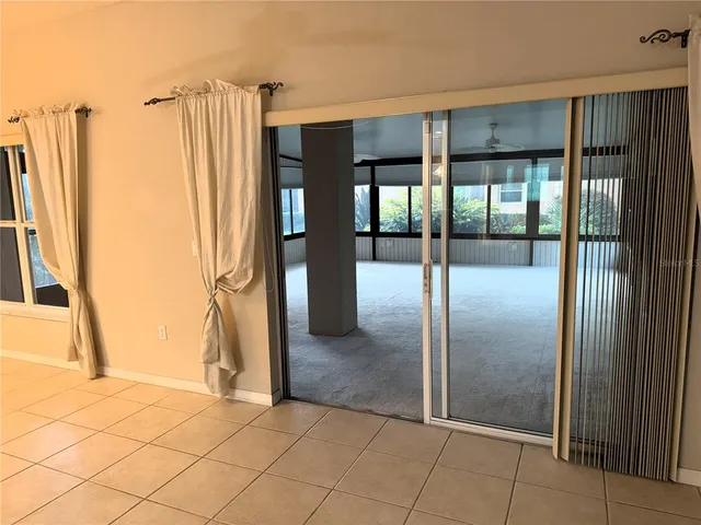 $2,400 | 417 Lake Butler Drive, Kissimmee, FL 34759