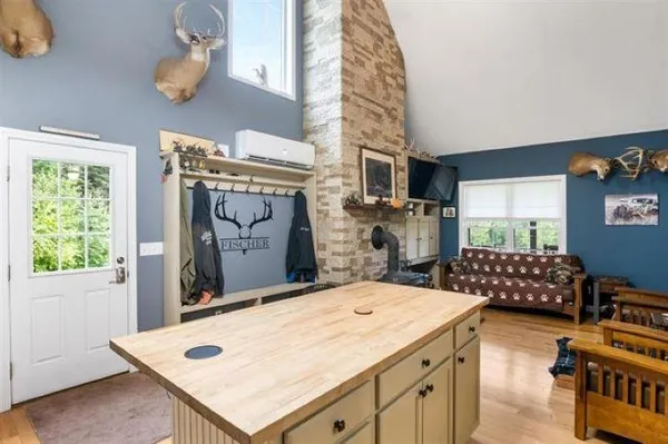 $439,900 | 164 Holbrook Hill Road, Stratford, NH 03590