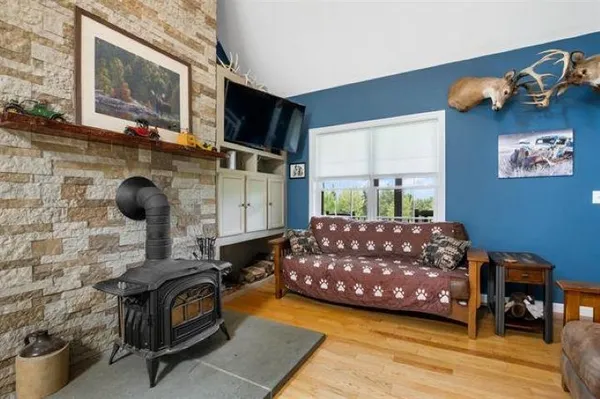 $439,900 | 164 Holbrook Hill Road, Stratford, NH 03590