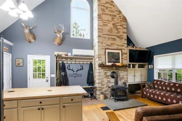 $439,900 | 164 Holbrook Hill Road, Stratford, NH 03590