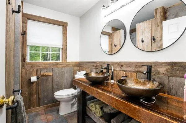 $439,900 | 164 Holbrook Hill Road, Stratford, NH 03590