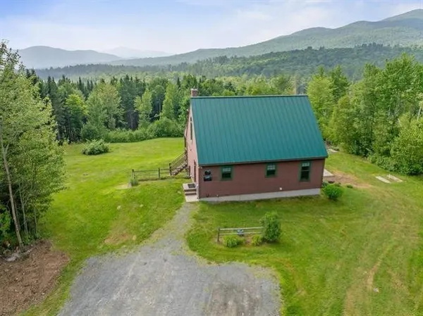 $439,900 | 164 Holbrook Hill Road, Stratford, NH 03590