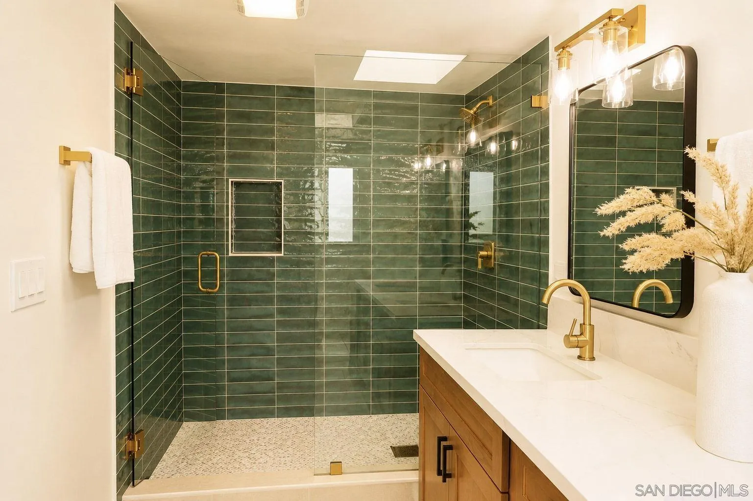 16716 Martincoit Road Poway, CA 92064 - Photo 25 of 48