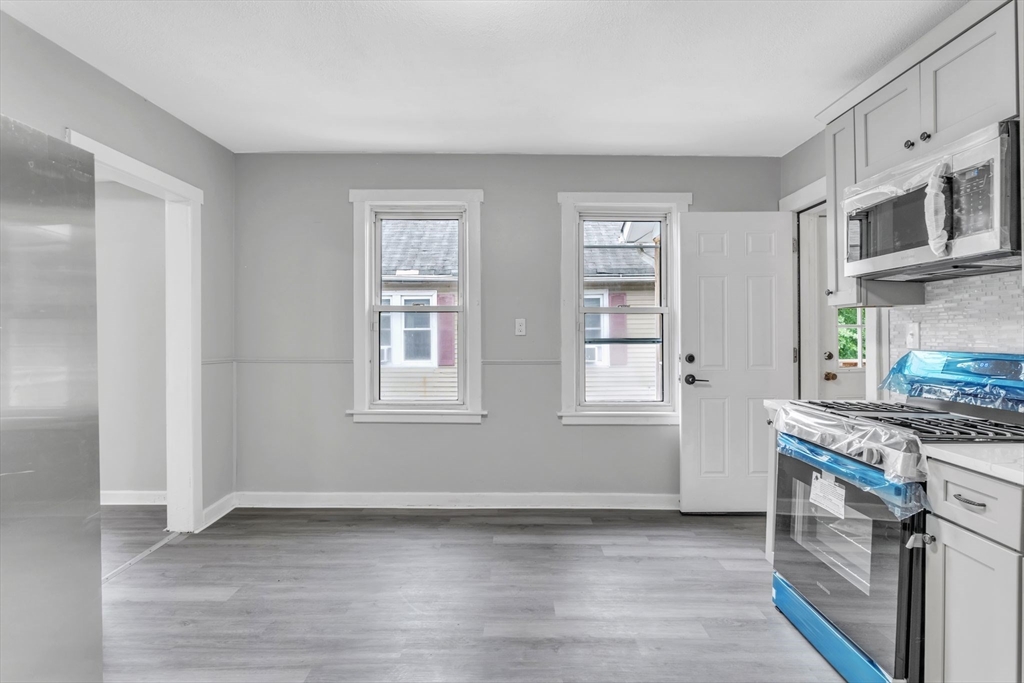 17-19 Laurel Street Springfield, MA 01107 - Photo 20 of 42 Gallery Image 20