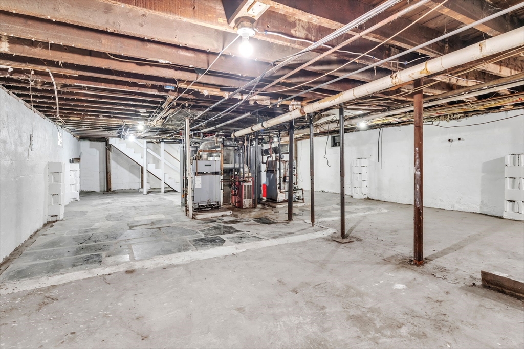 17-19 Laurel Street Springfield, MA 01107 - Photo 37 of 42 Gallery Image 37