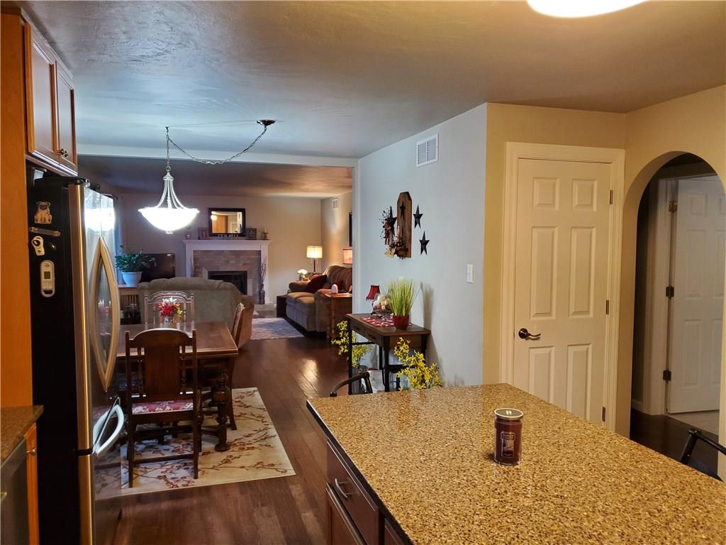 234 Geibel Road Butler, PA 16002 - Photo 4 of 24