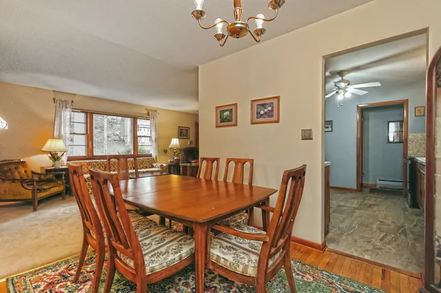 $389,900 | 25 Glen Drive, Ansonia, CT 06401