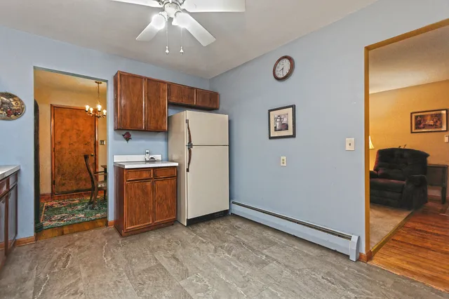 $389,900 | 25 Glen Drive, Ansonia, CT 06401