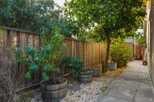 $750,000 | 1049 Woodcrest Court, Vacaville, CA 95688