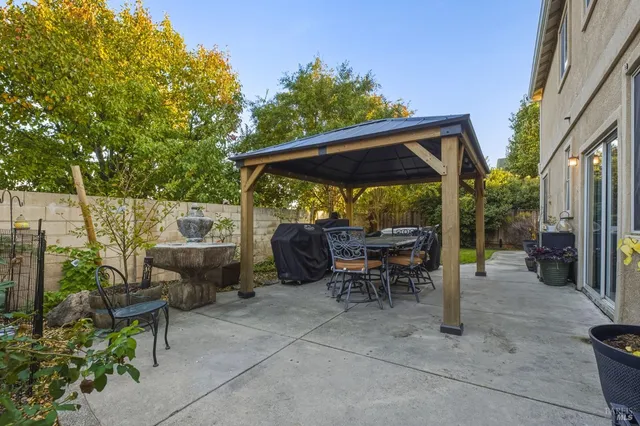 $750,000 | 1049 Woodcrest Court, Vacaville, CA 95688