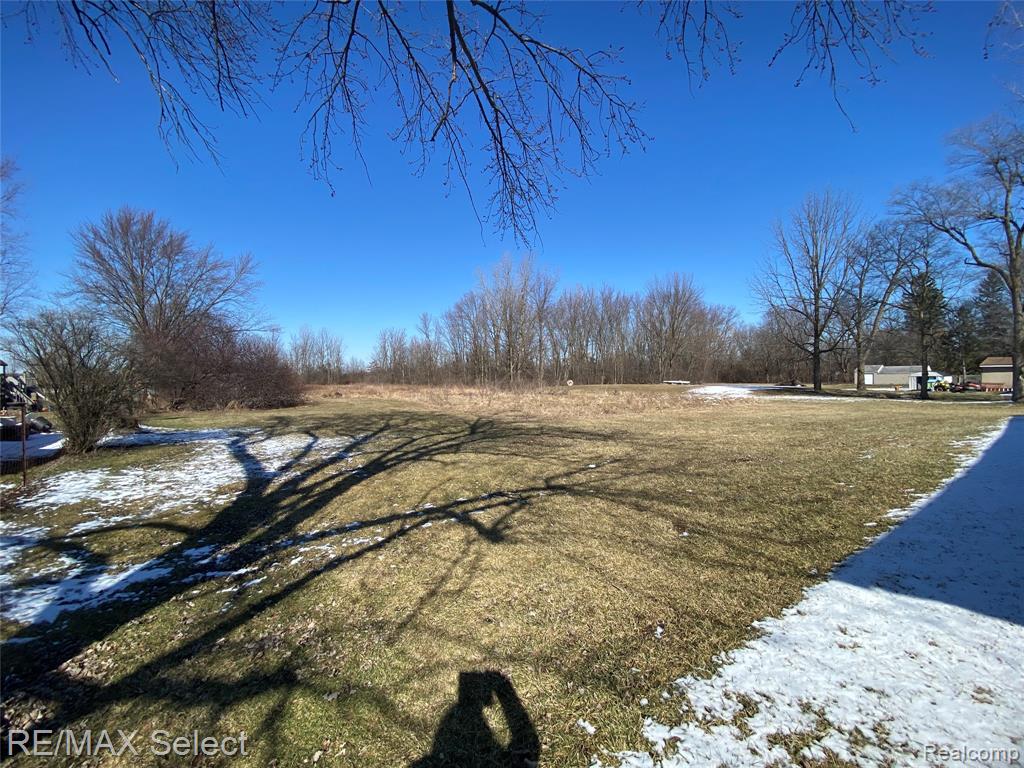8126 Corunna Road Flint, MI 48532 - Photo 6 of 17 Gallery Image 6
