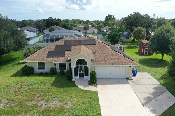 $379,000 | 1120 Fairfield Lane, Sebastian, FL 32958