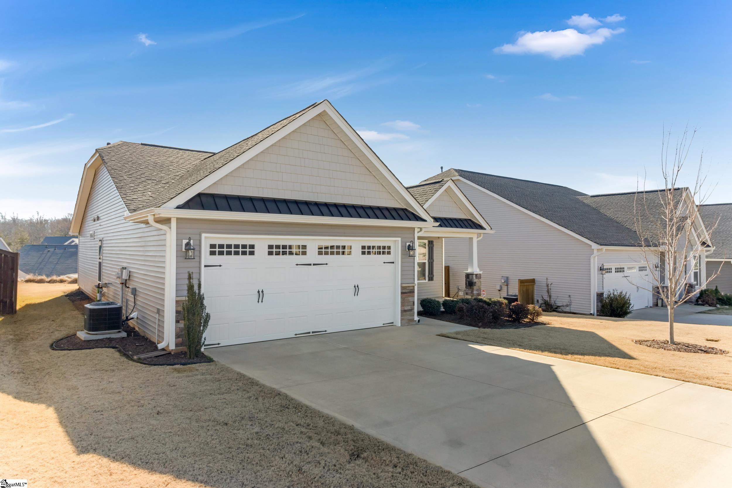 720 Corley Way Greer, SC 29651 - Photo 3 of 28