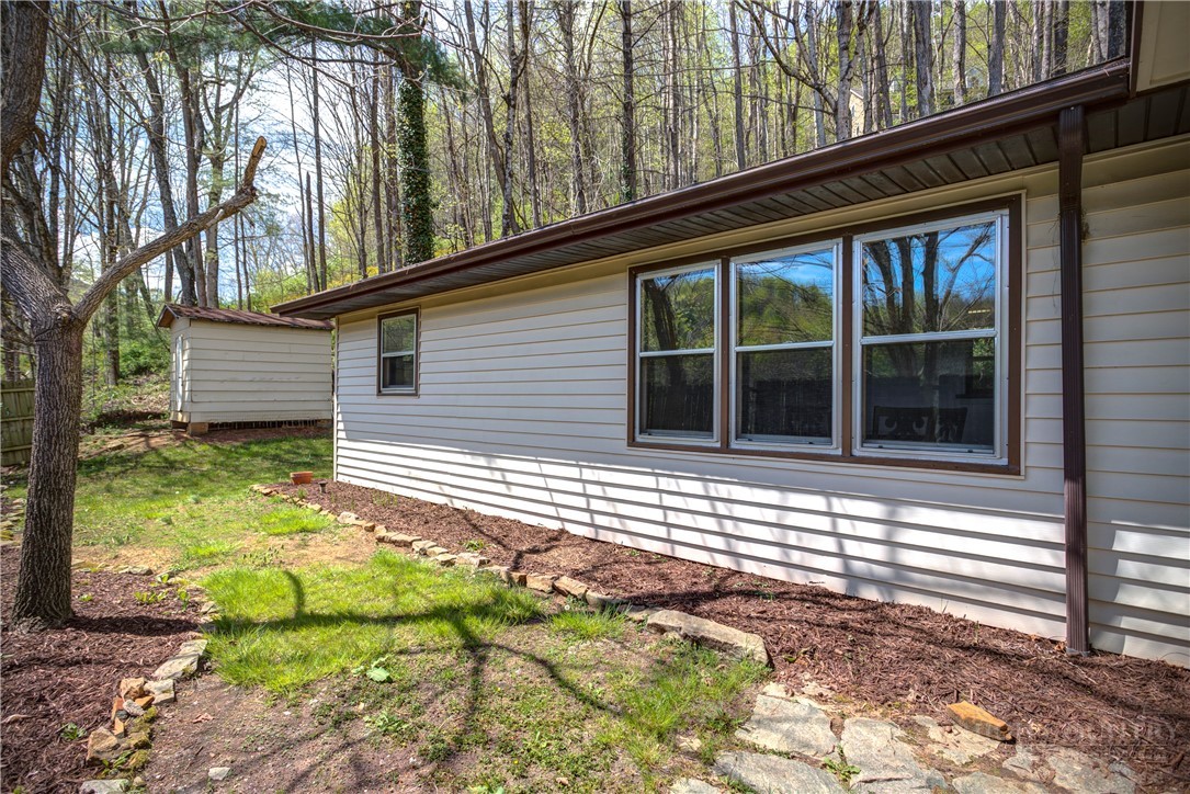 129 J L Norris Drive Boone, NC 28607 - Photo 32 of 35