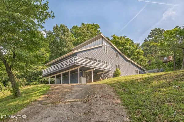 $585,000 | 769 Gilmore Road, Bean Station, TN 37708