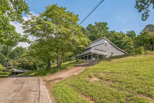 $585,000 | 769 Gilmore Road, Bean Station, TN 37708