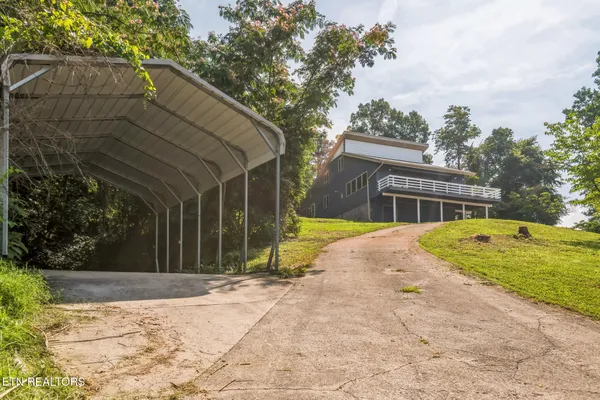 $585,000 | 769 Gilmore Road, Bean Station, TN 37708